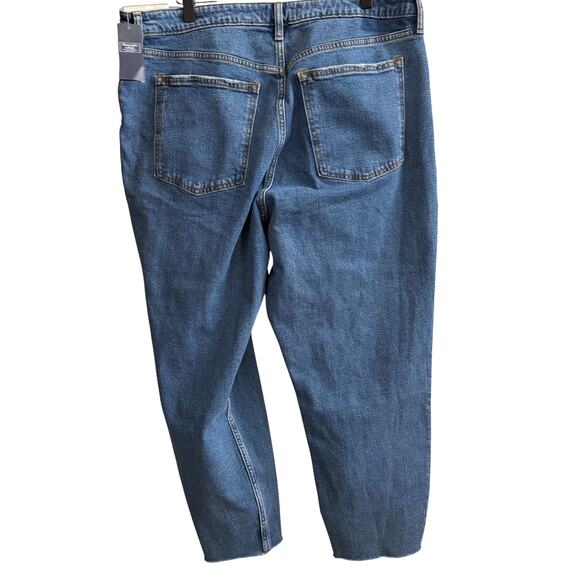 Abercrombie & Fitch Curve Love The Mom High Rise Jeans 34 18R Blue Denim Raw Hem - Picture 2 of 9